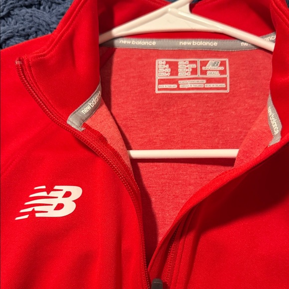 New Balance Vibrant Red Full-Zip Jacket - Picture 2 of 2